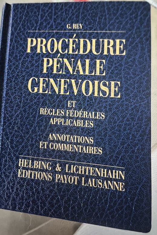 Couverture du Commentaire de procédure pénale genevoise, Helbing & Lichtenhahn et Payot, 2005